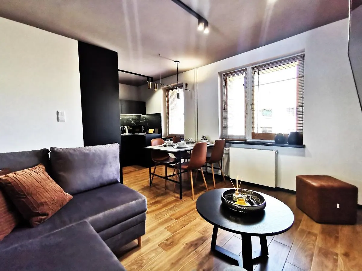 Gliniana Apartment ~ Self Check-In 24H ~ Lift Wroclaw Poland