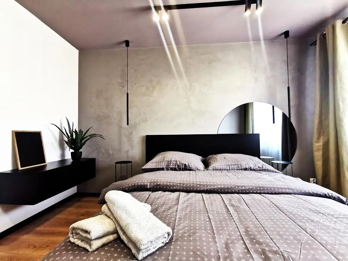 Gliniana Apartment ~ Self Check-In 24H ~ Lift Wroclaw 0*,  Poland